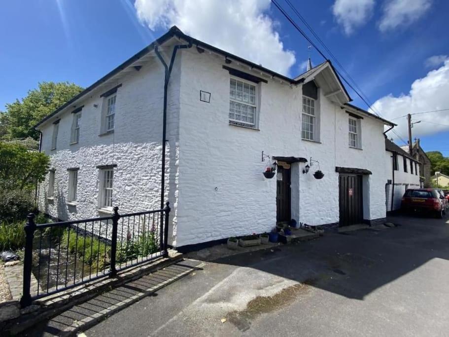 Mordor Lodge Braunton Exterior photo